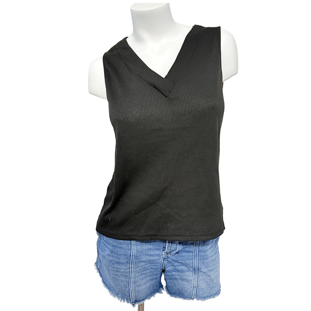 Shein Boxy v-neck black sleeveless tank normcore minimalist preppy boxy tank top